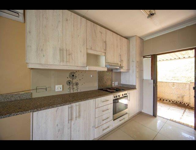 1 BEDROOM SIMPLEX FOR SALE IN QUEENSBURGH